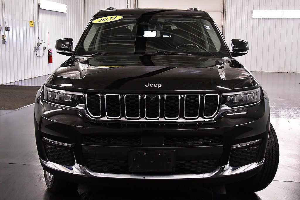 Used 2021 Jeep Grand Cherokee L Limited w/ Luxury Tech Group II image 2