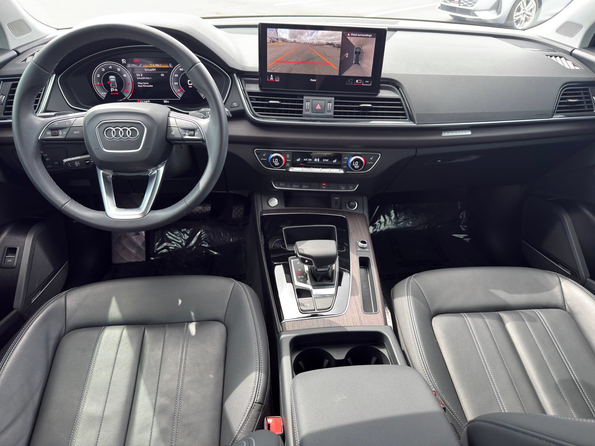Used 2023 Audi Q5 2.0T Premium Plus w/ Premium Plus Package AWD/4WD image 25
