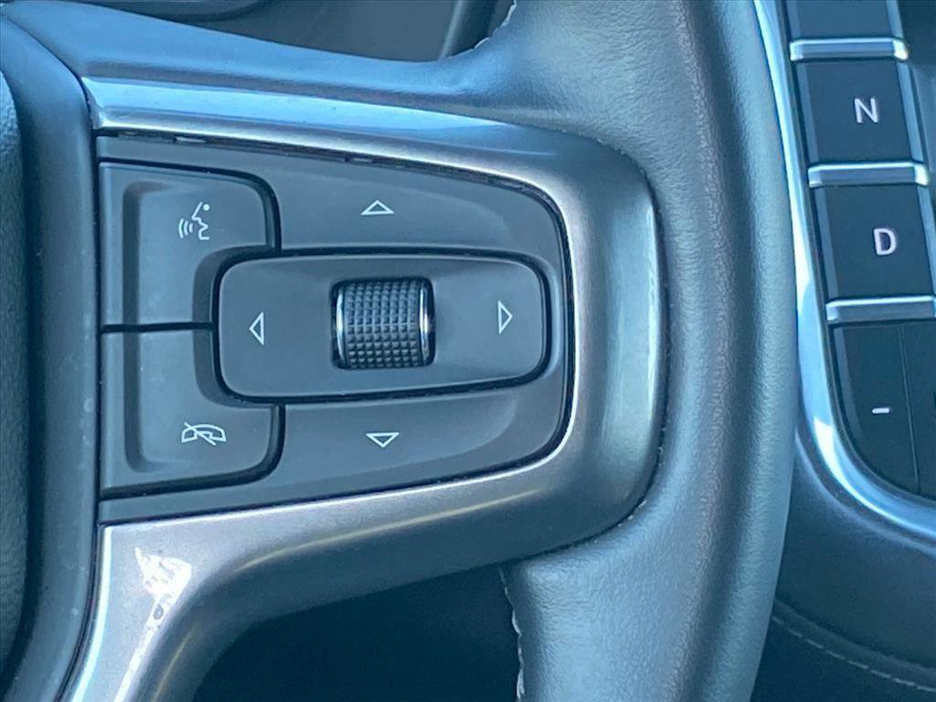 Used 2024 Chevrolet Suburban LT image 10