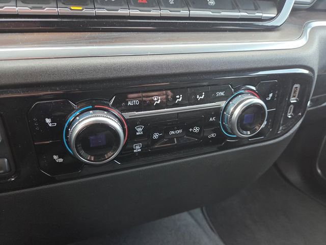 Used 2025 GMC Sierra 1500 SLT image 12