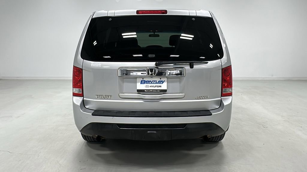 Used 2015 Honda Pilot LX image 5