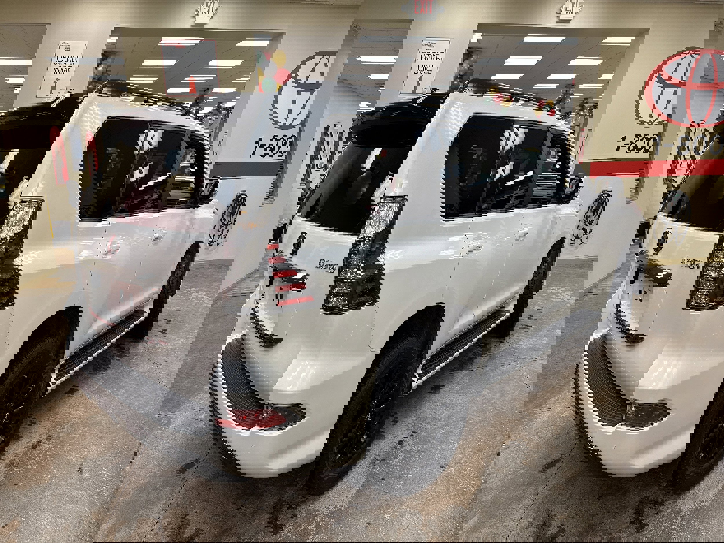 Used 2023 Lexus GX 460 Luxury image 10