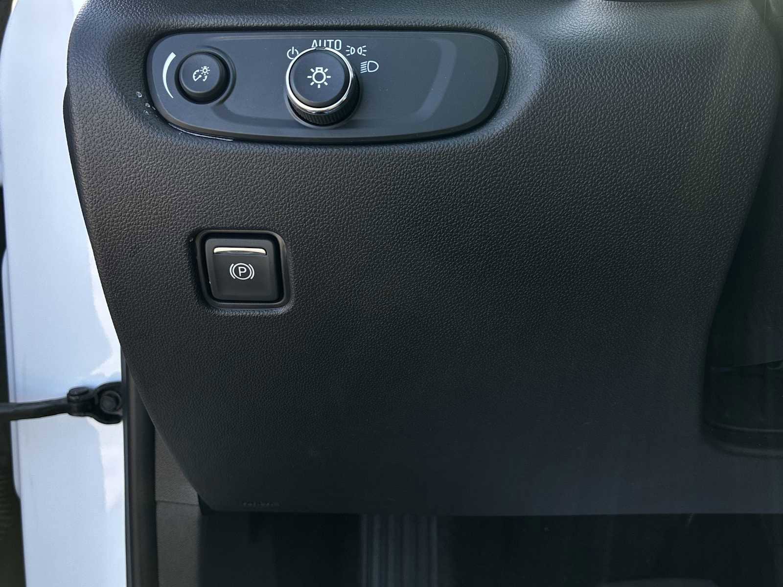 Certified 2023 Chevrolet Blazer LT w/ Convenience Package image 17