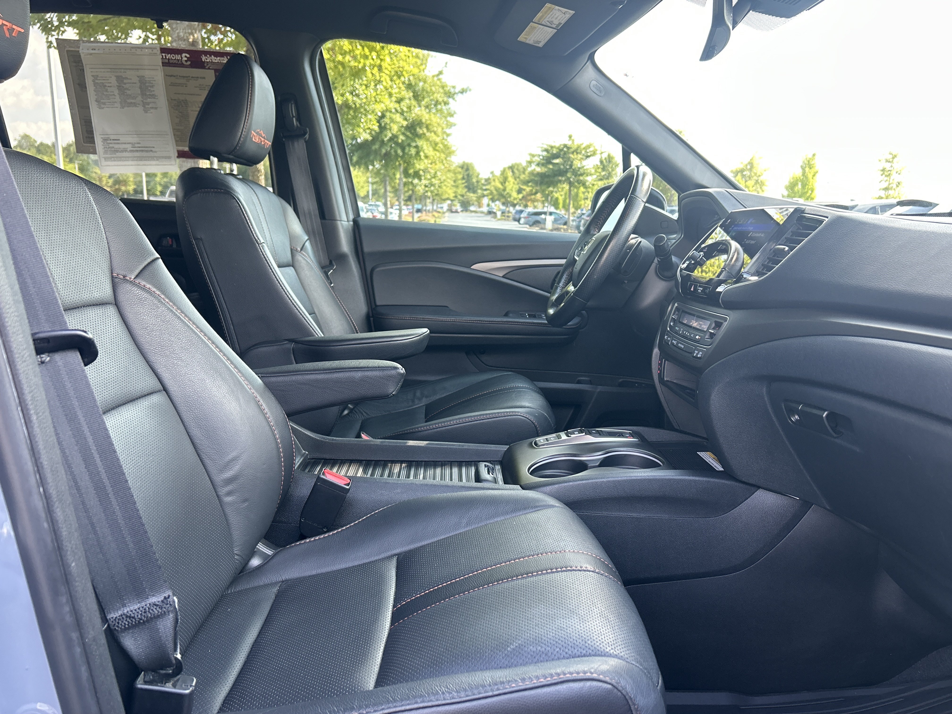 Certified 2022 Honda Passport TrailSport image 31