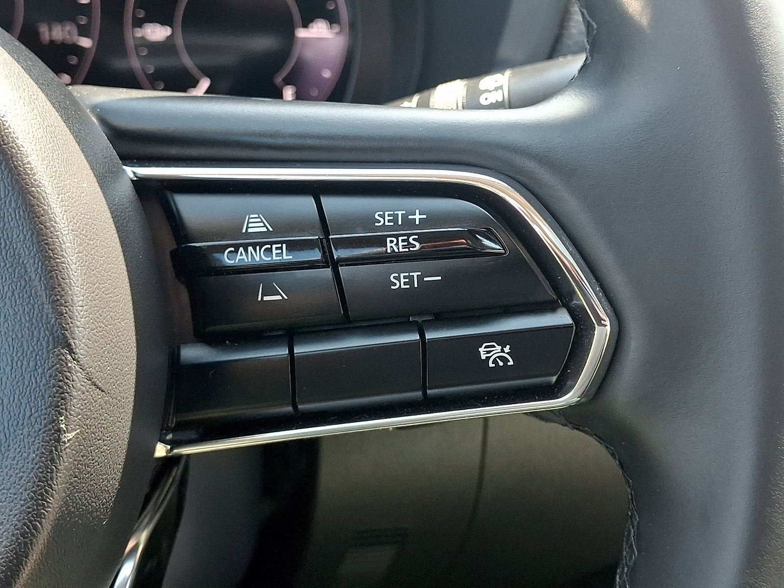 Certified 2024 MAZDA CX-90 Plug-In Hybrid w/ Premium Pkg AWD/4WD image 27