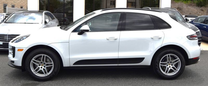 Used 2019 Porsche Macan AWD/4WD image 5