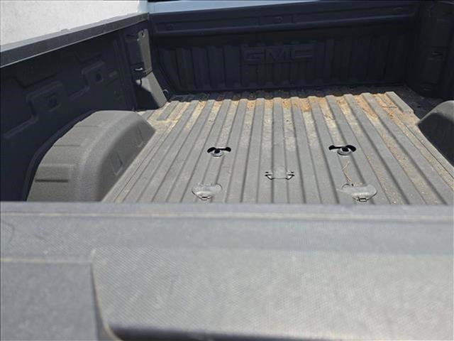 Used 2026 GMC Sierra 2500 AT4X AWD/4WD image 7