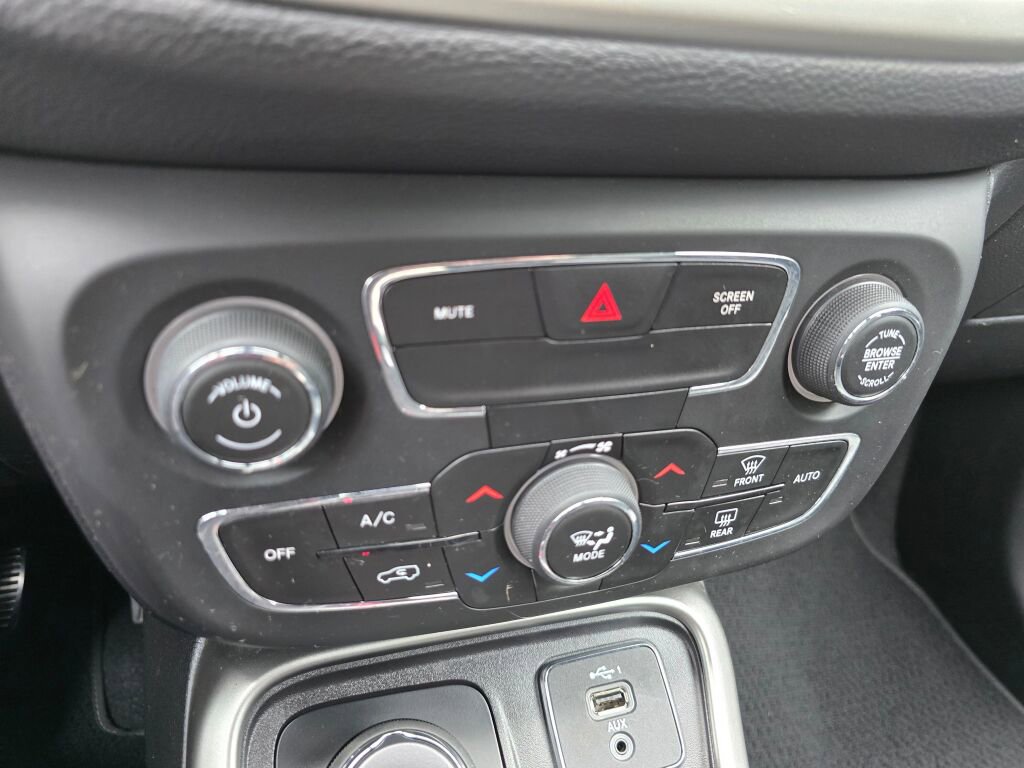 Used 2021 Jeep Compass 80th Special Edition image 30