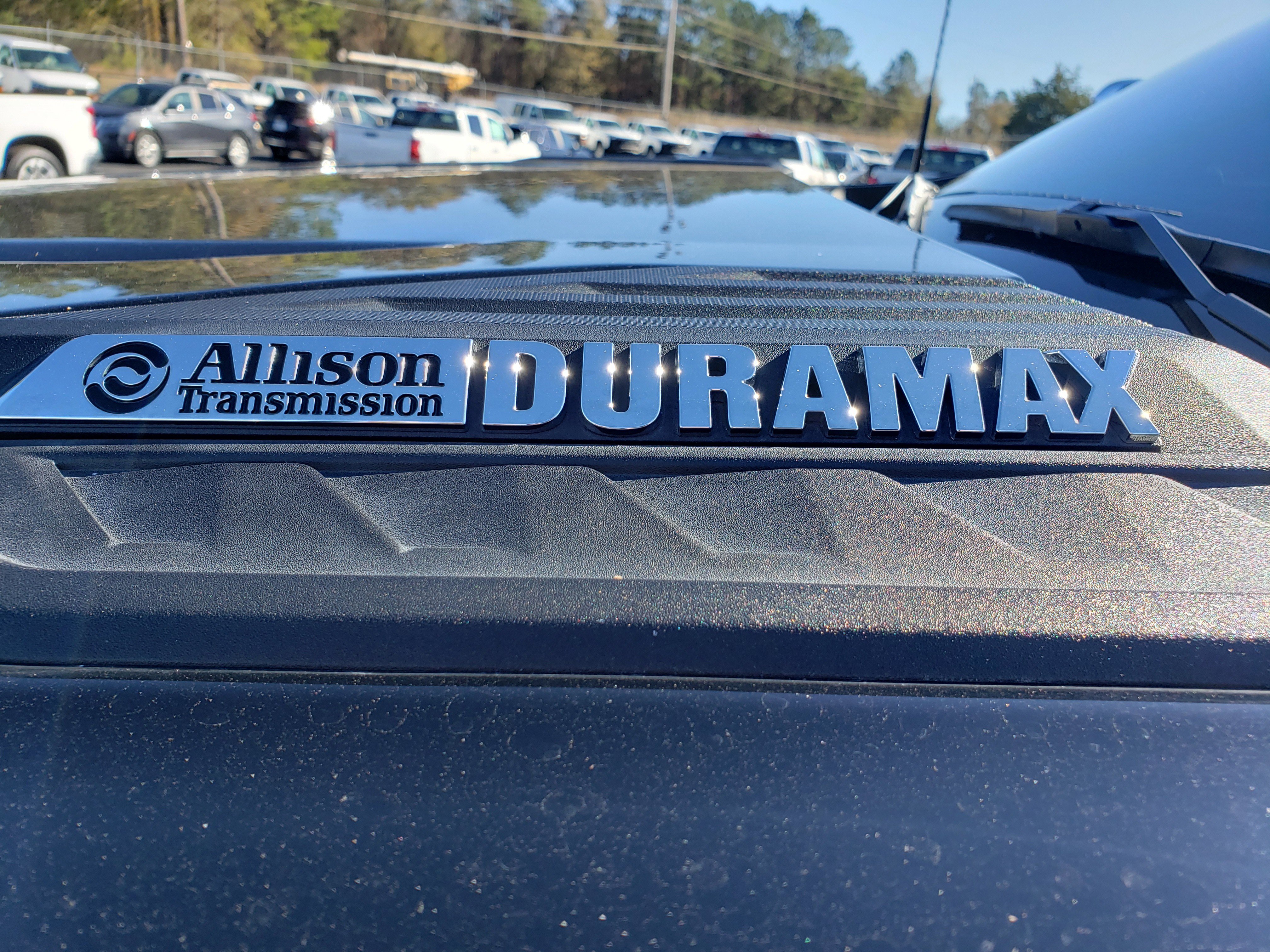 Used 2022 Chevrolet Silverado 2500 LTZ w/ LTZ Premium Package image 11