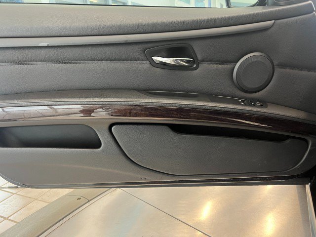 Used 2012 BMW 335i xDrive Coupe AWD/4WD image 12