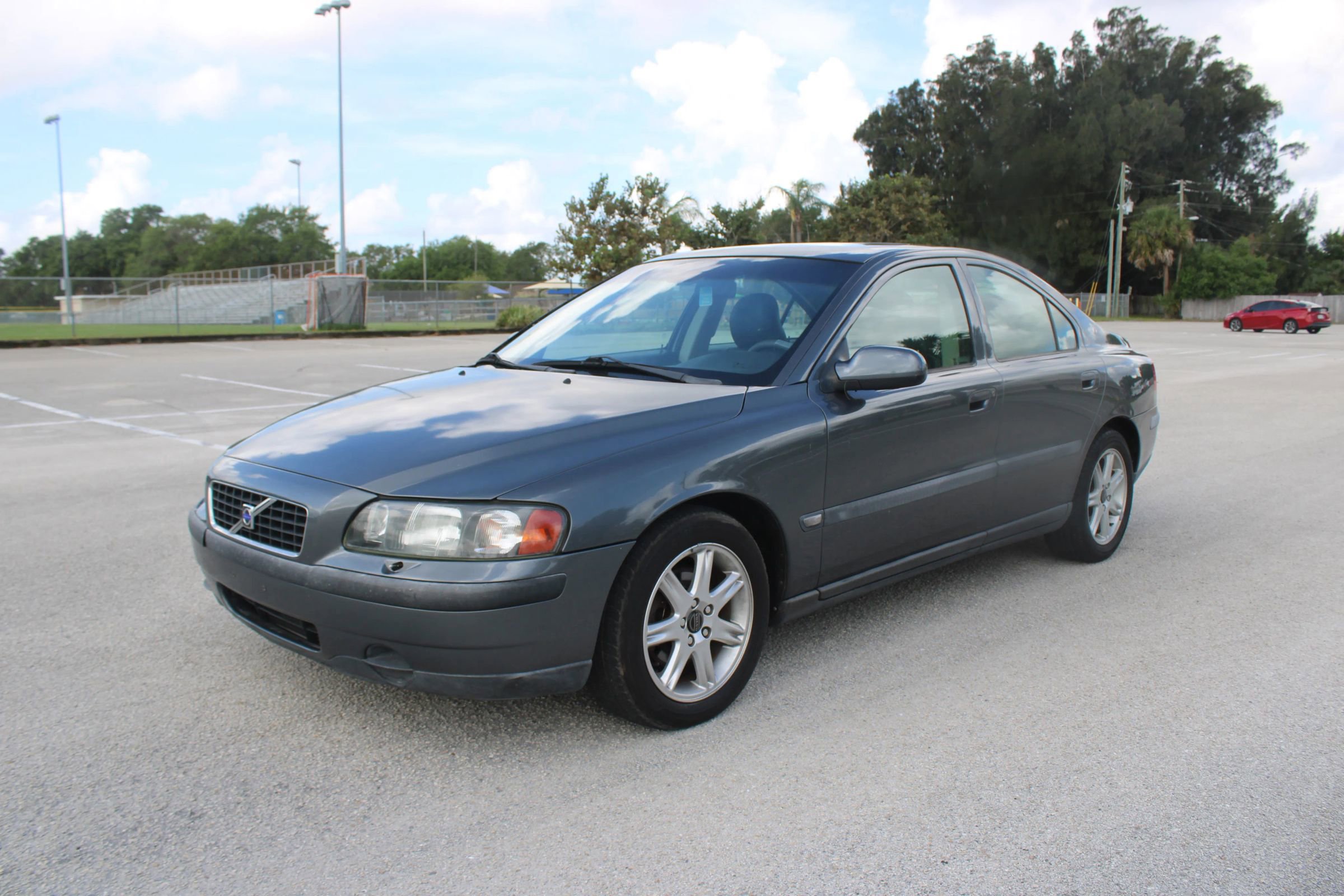 Used 2003 Volvo S60 2.4 FWD image 2