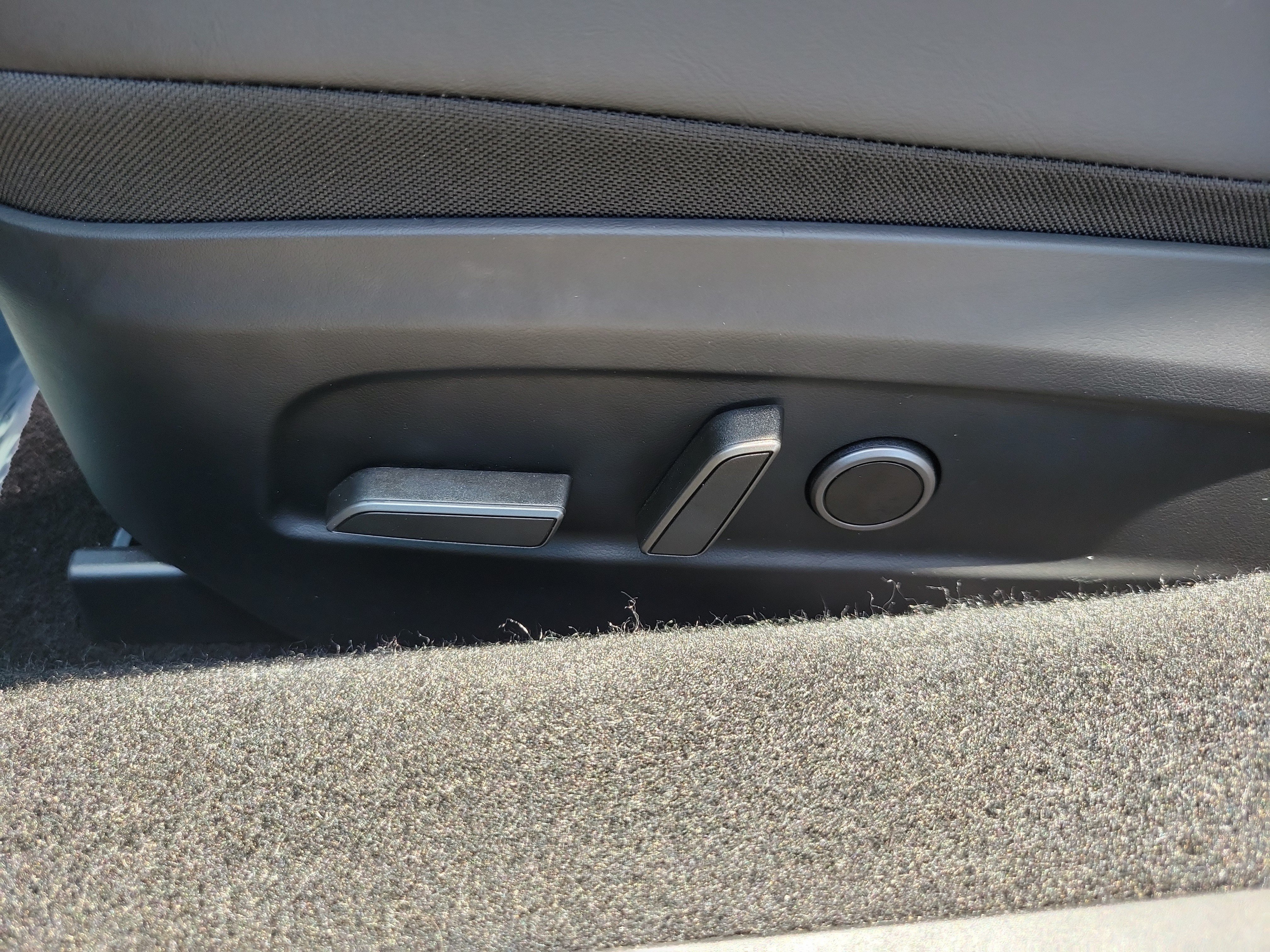 Used 2025 Tesla Model 3 Long Range RWD image 24