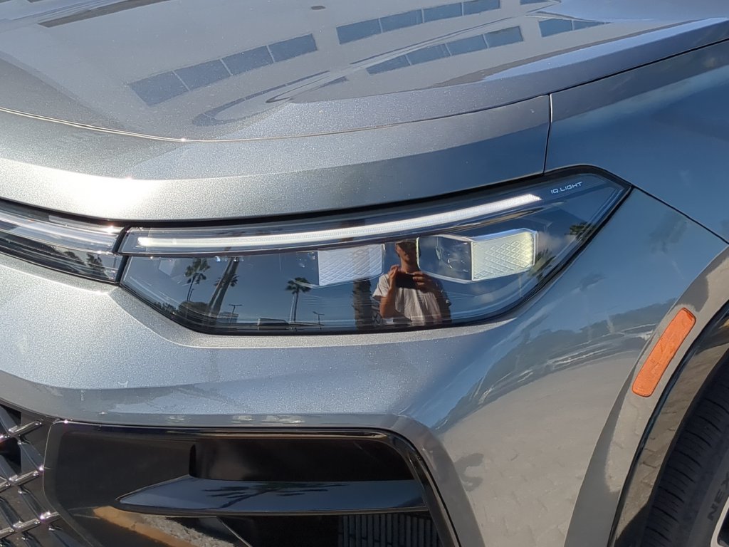 New 2027 Volkswagen Tiguan SEL R-Line AWD/4WD image 6