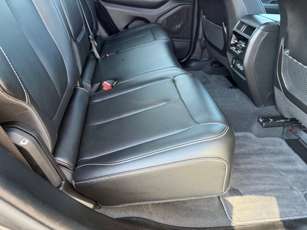 Used 2025 Jeep Grand Cherokee Limited RWD image 38