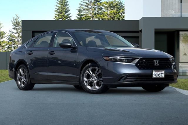 Used 2024 Honda Accord EX image 2