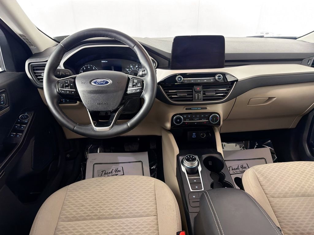 Used 2022 Ford Escape SE w/ Cold Weather Package image 21