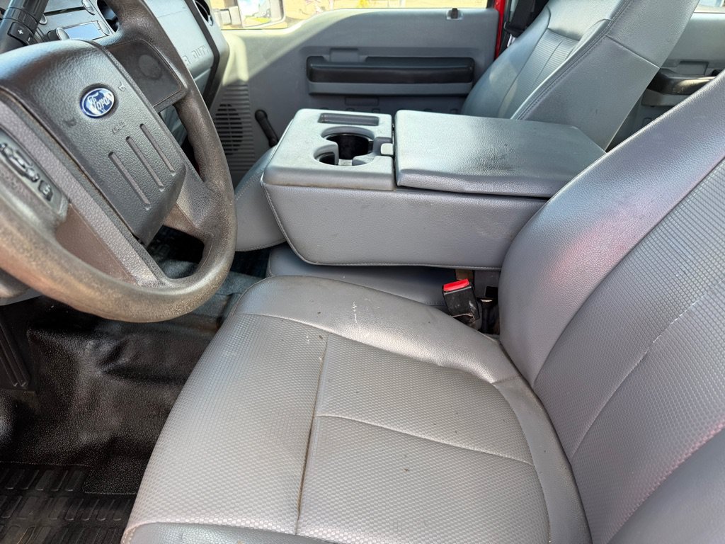 Used 2016 Ford F250 XL w/ XL Appearance Package AWD/4WD image 9