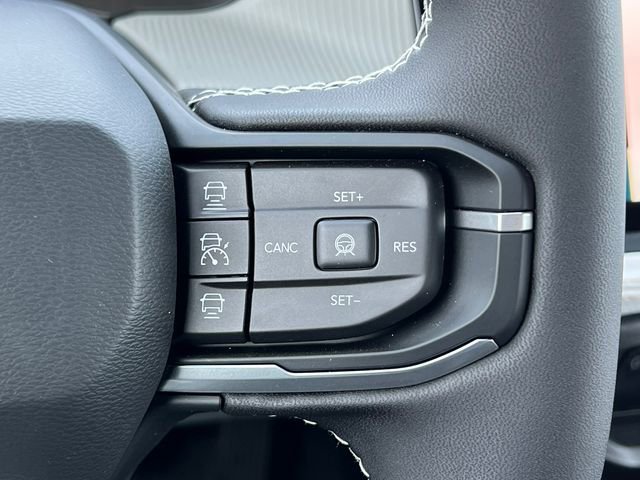 New 2026 Jeep Cherokee Limited image 18