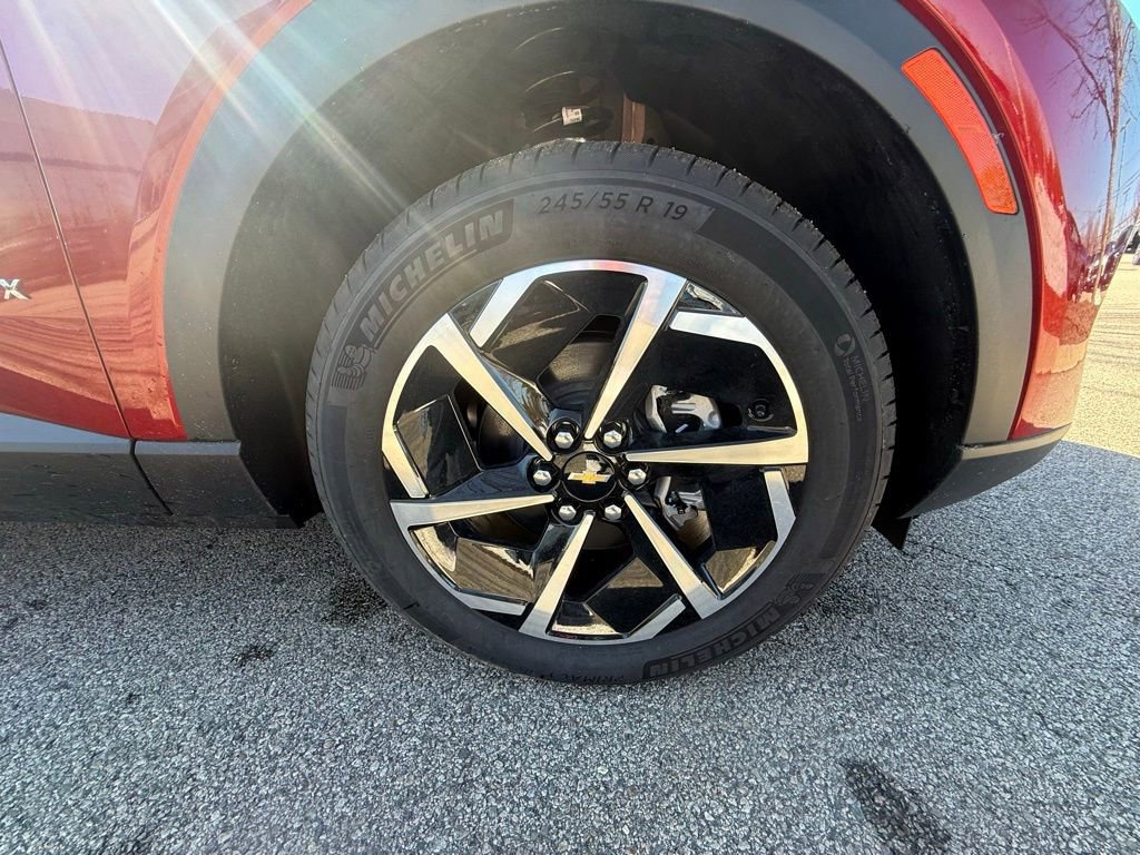 New 2026 Chevrolet Equinox EV LT AWD/4WD image 34