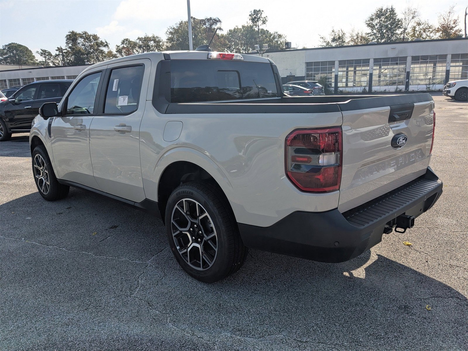 New 2025 Ford Maverick Lariat image 6