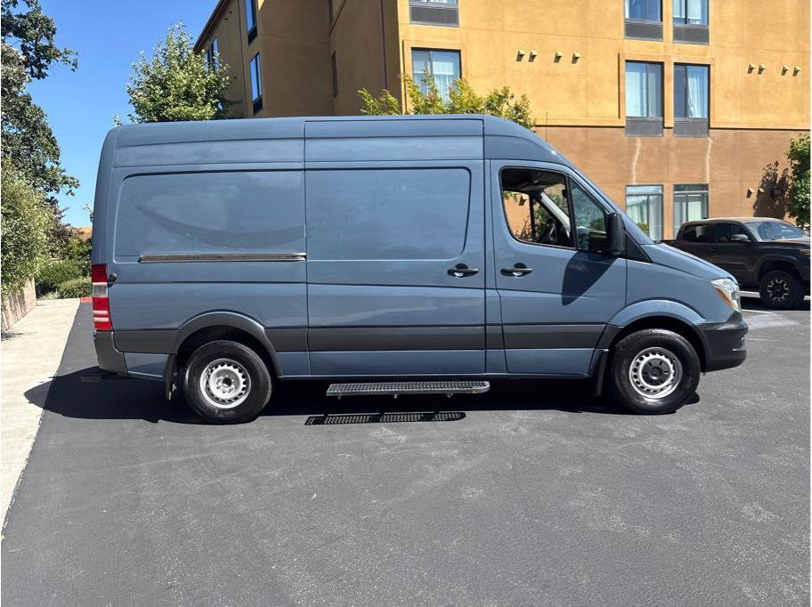Used 2018 Mercedes-Benz Sprinter 2500 image 6