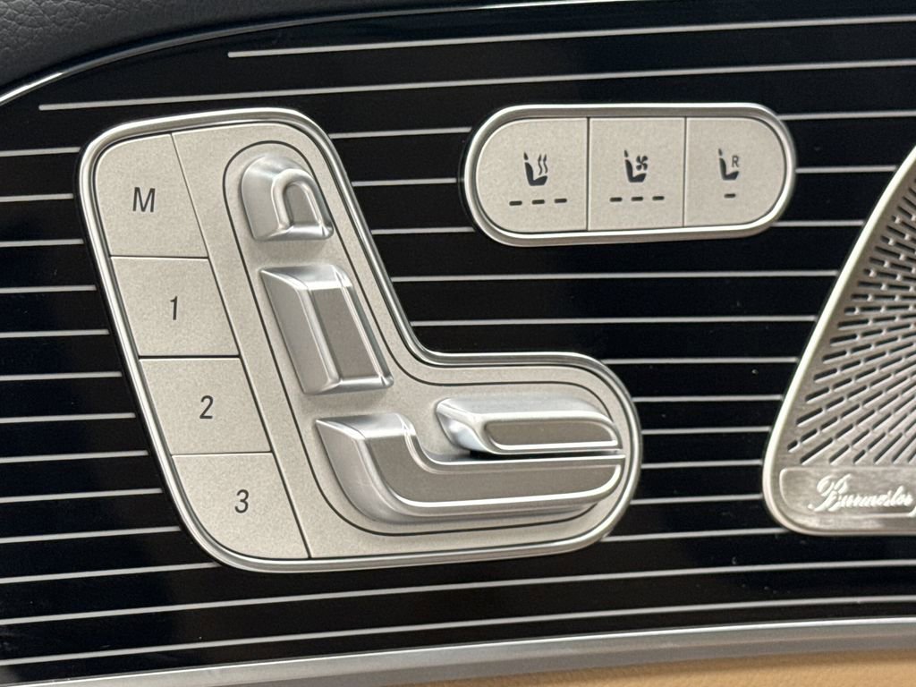 New 2026 Mercedes-Benz GLS 580 4MATIC image 11