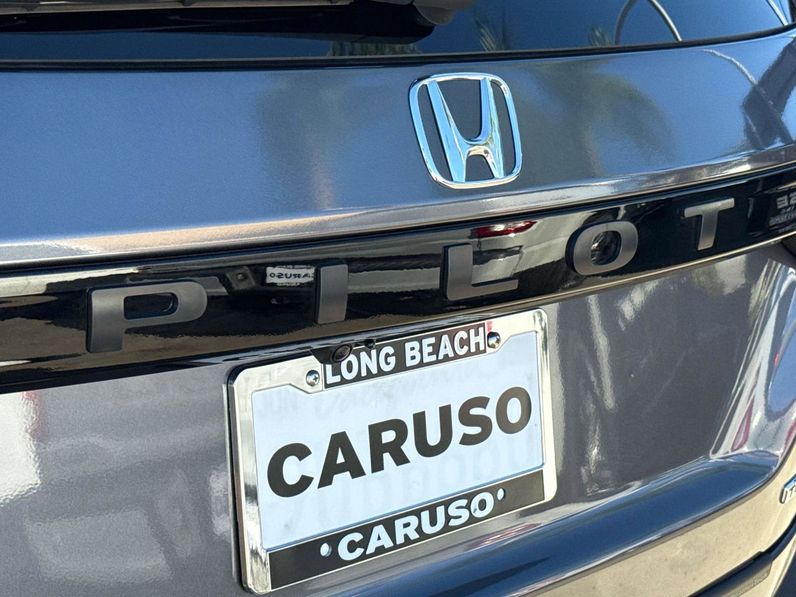 Used 2025 Honda Pilot Touring image 6