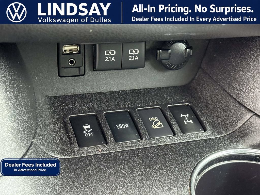 Used 2017 Toyota Highlander SE AWD/4WD image 21