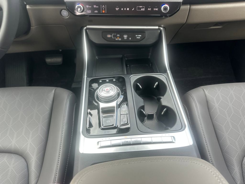 New 2026 Kia Carnival EX image 30