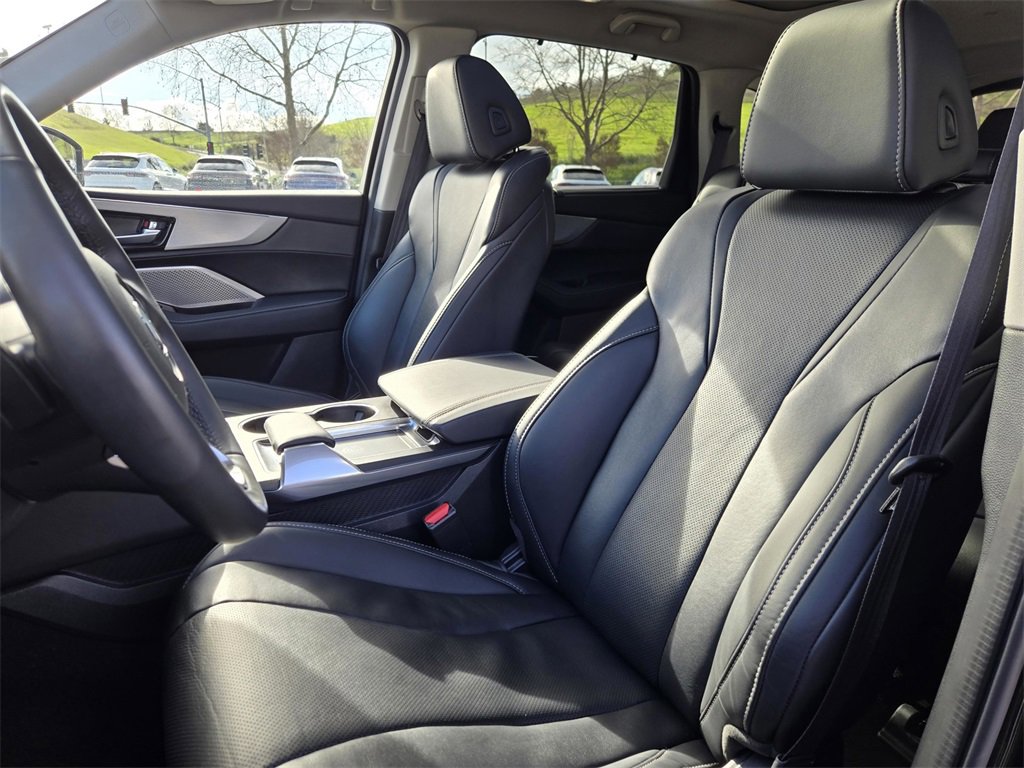 Used 2023 Acura MDX SH-AWD w/ Technology Package image 19