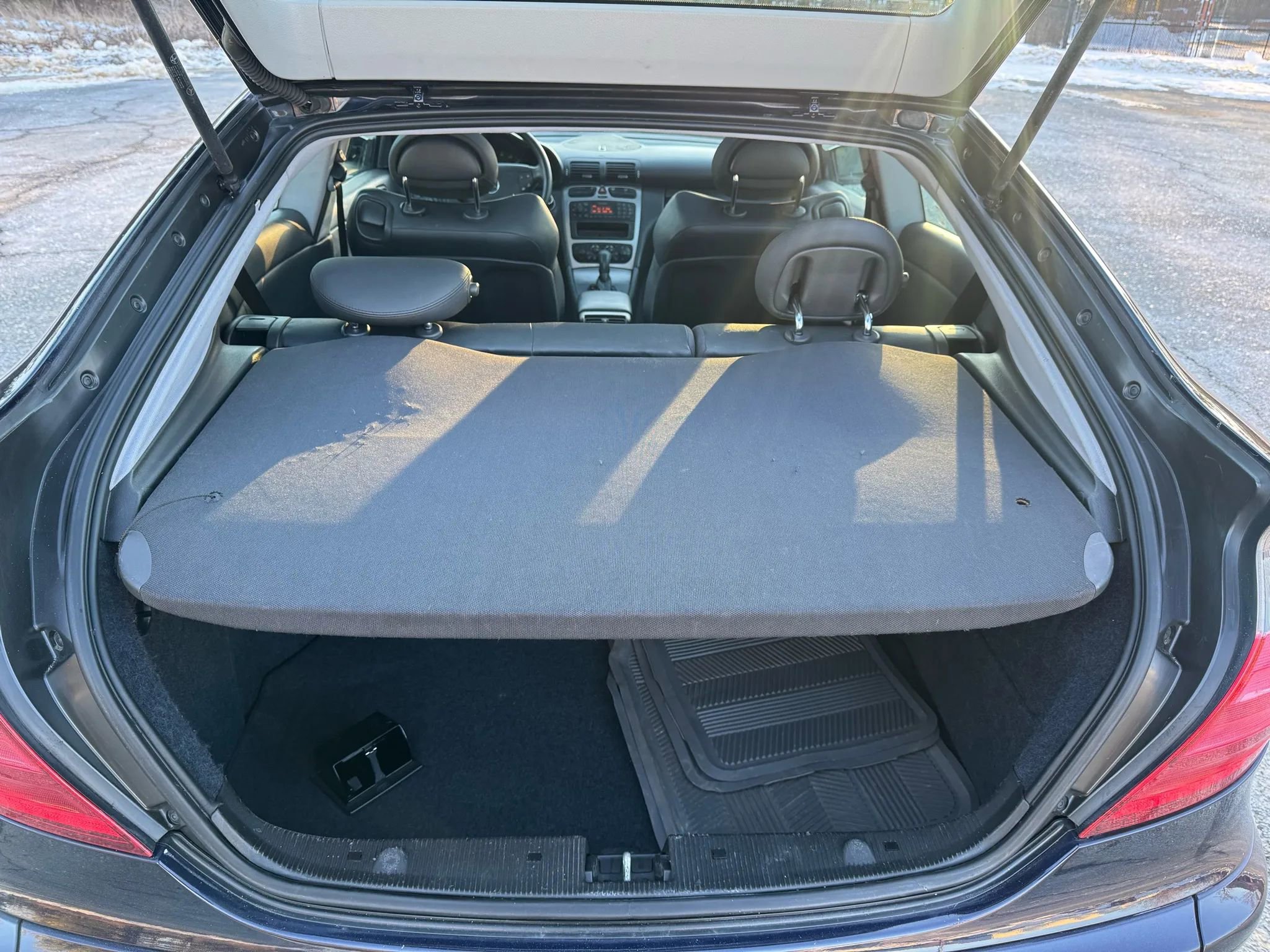 Used 2003 Mercedes-Benz C 230 Coupe image 21