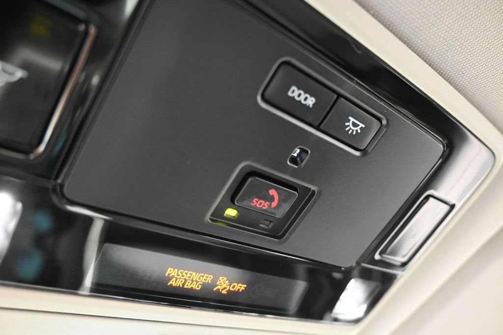 Used 2025 Toyota Grand Highlander FWD image 24