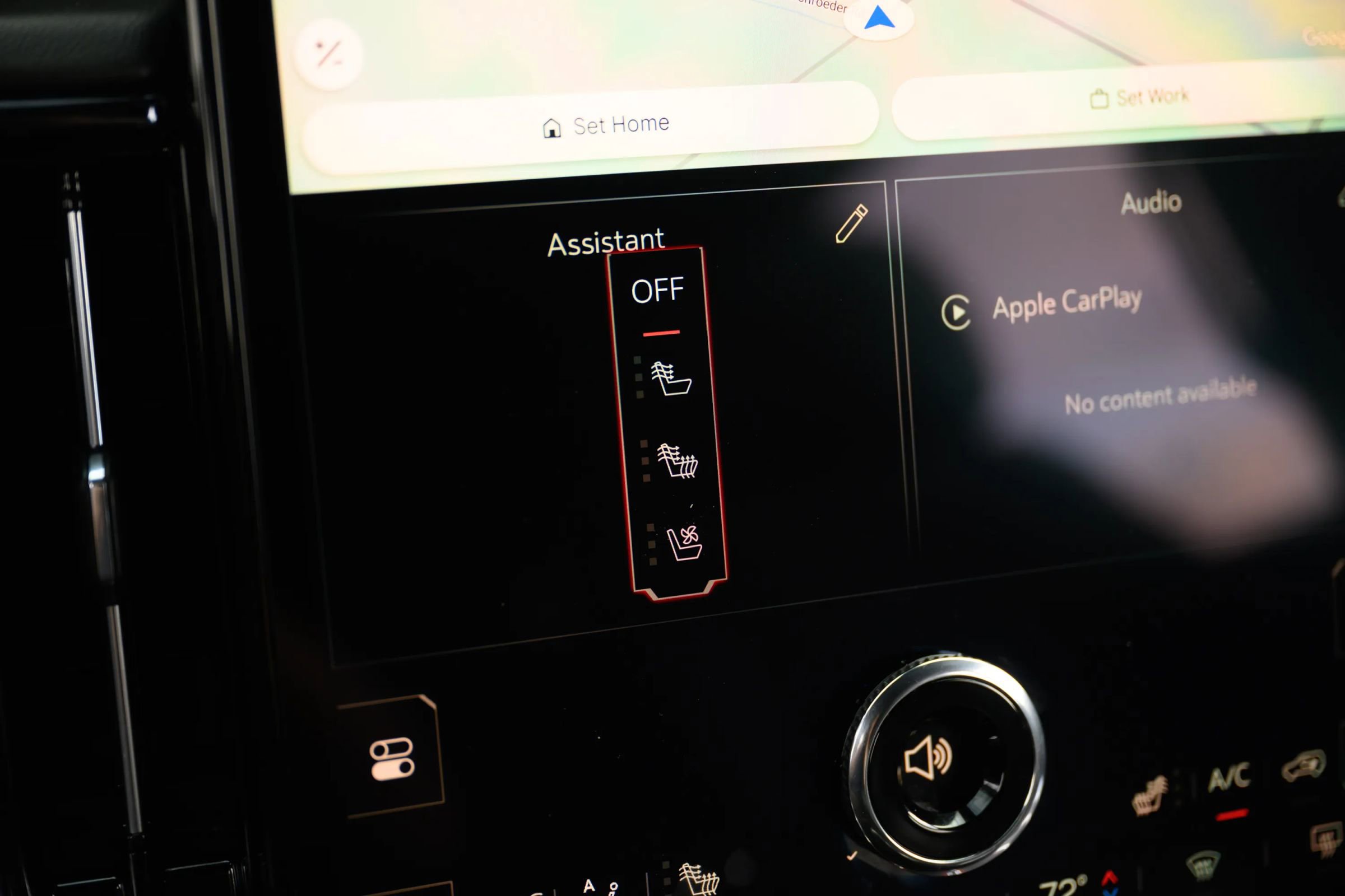 Used 2025 GMC Yukon XL AT4 AWD/4WD image 54