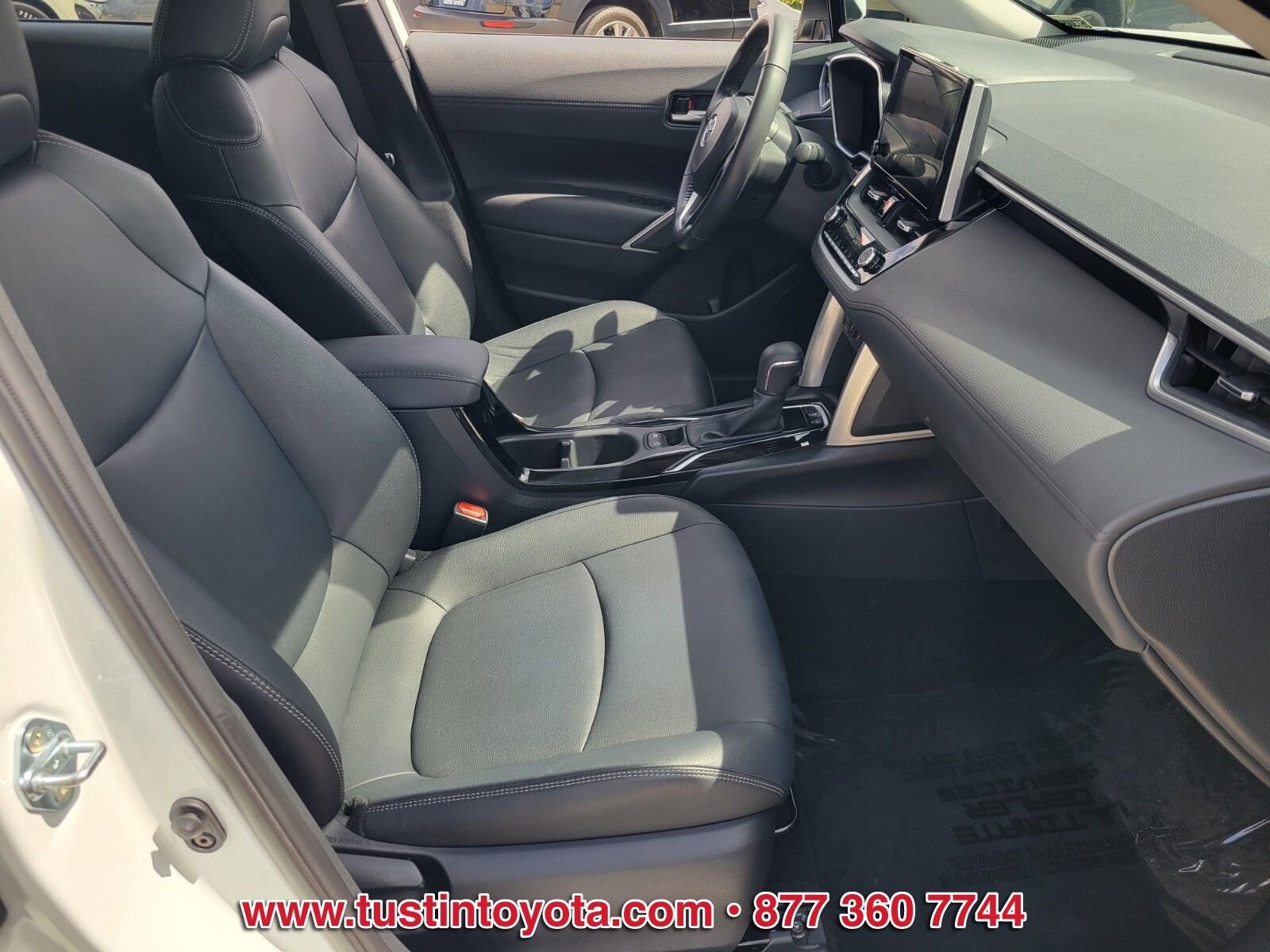 Certified 2023 Toyota Corolla Cross XLE FWD image 15