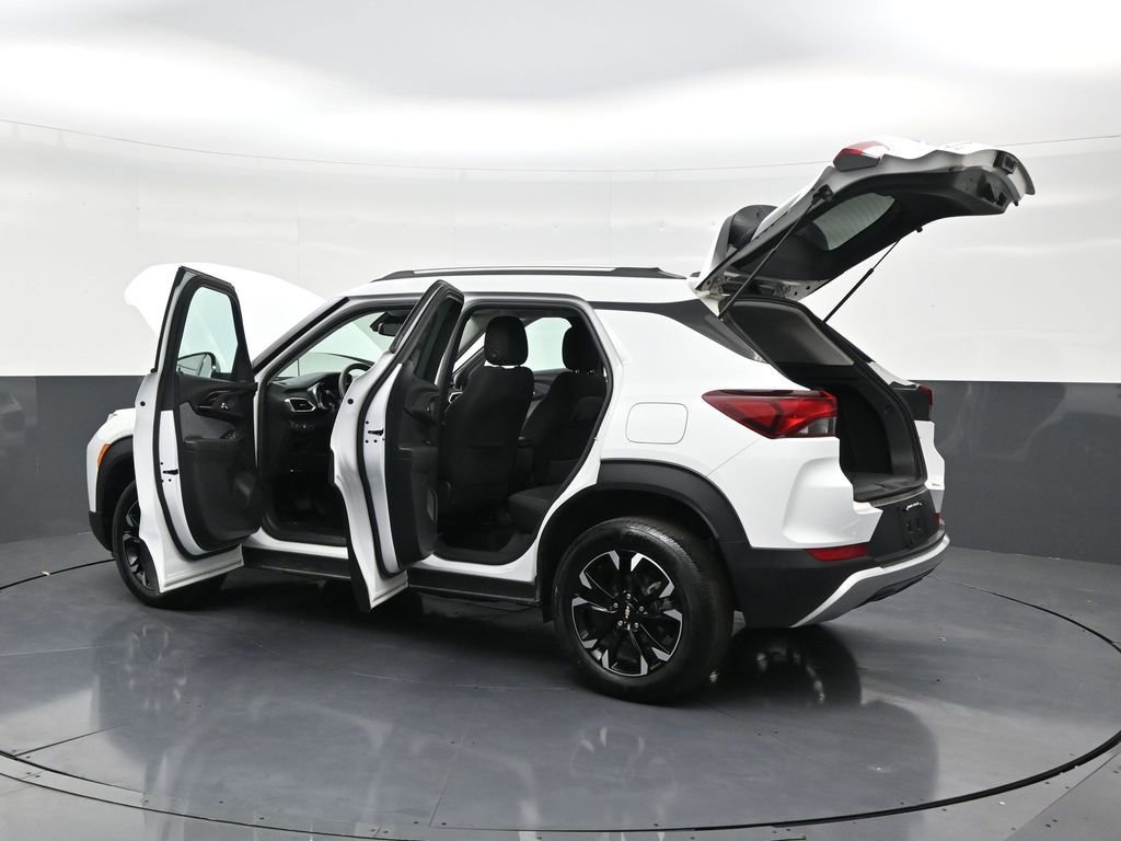 Used 2023 Chevrolet TrailBlazer LT w/ Convenience Package AWD/4WD image 31