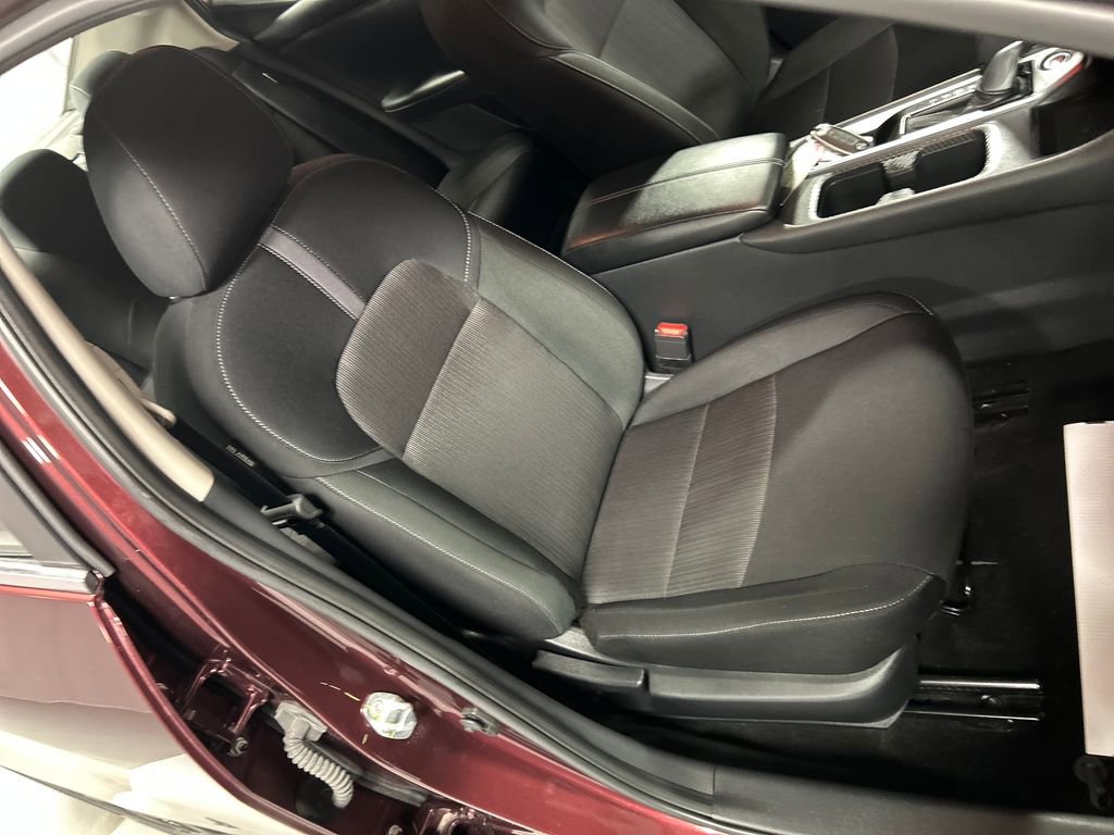 Used 2025 Nissan Sentra SV image 23