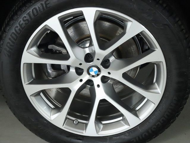 Certified 2024 BMW X5 xDrive40i w/ Premium Package image 39