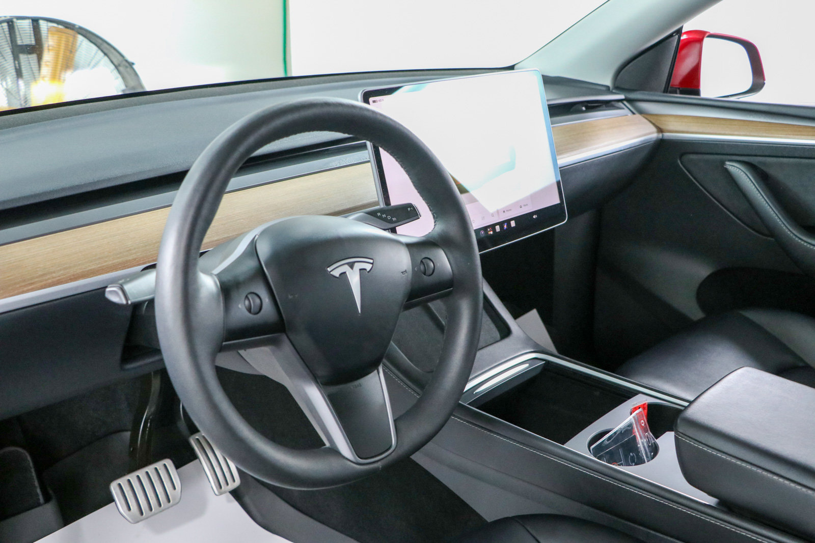 Used 2024 Tesla Model Y Performance AWD/4WD image 20