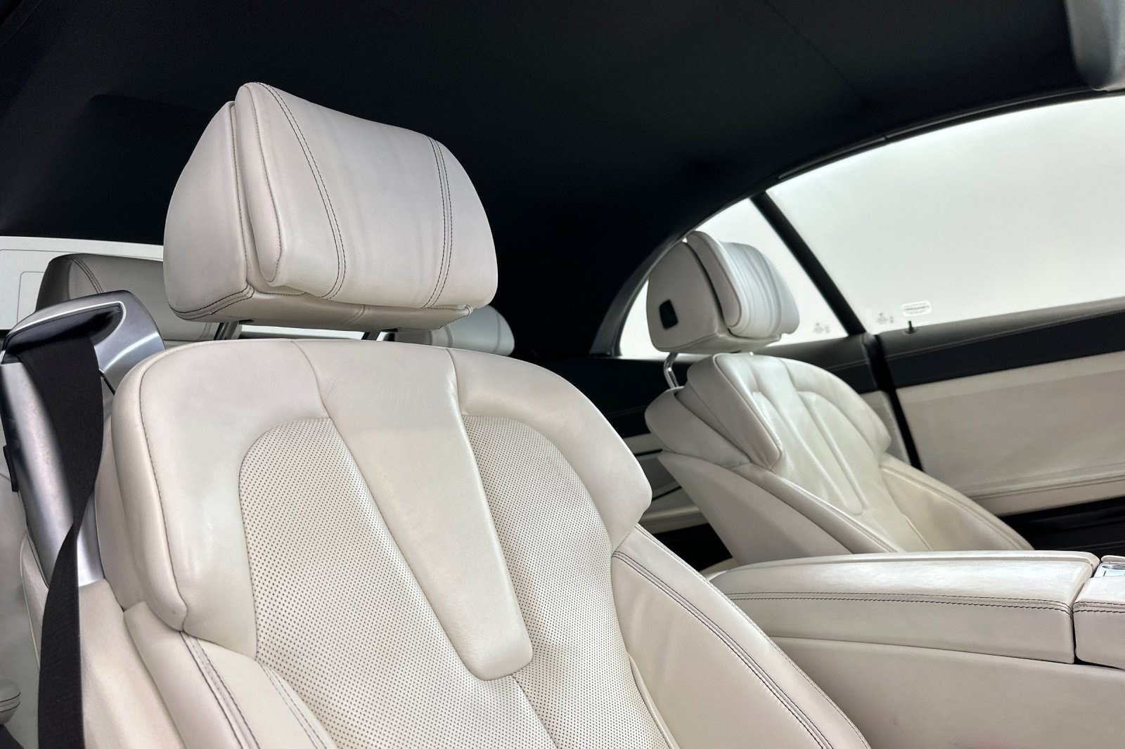 Used 2013 BMW M6 Convertible RWD image 28