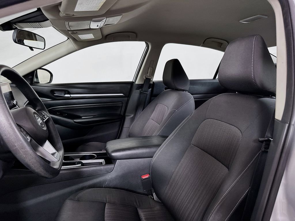 Used 2021 Nissan Altima 2.5 SV image 8