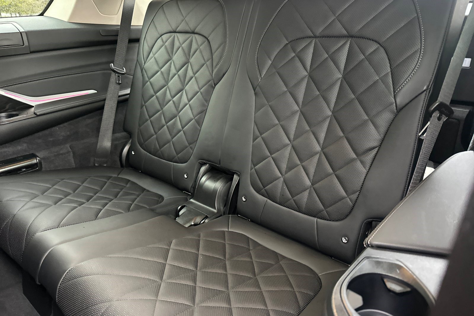 Certified 2023 BMW X7 xDrive40i w/ Premium Package image 18