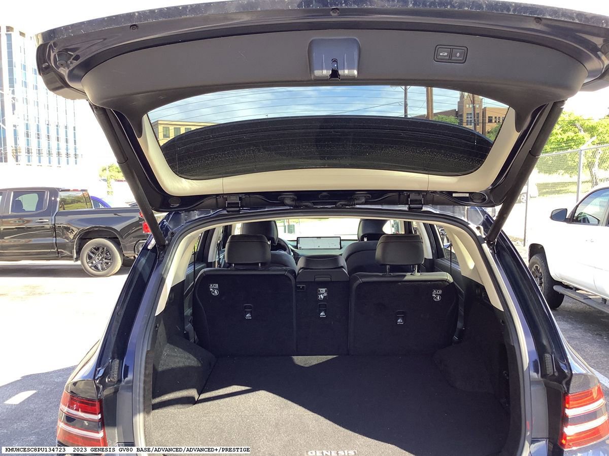Used 2023 Genesis GV80 3.5T w/ Cargo Package image 15