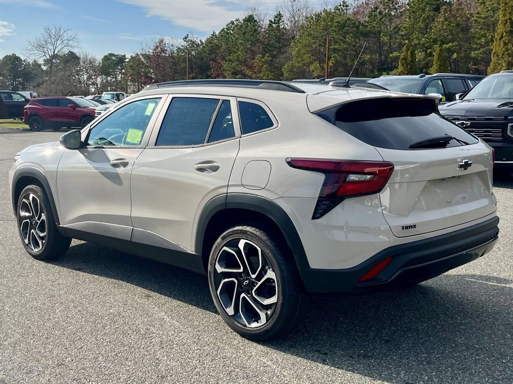 New 2026 Chevrolet Trax RS w/ Driver Confidence Package image 3