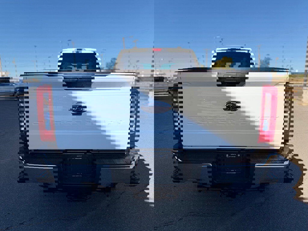 New 2026 Ford F250 XLT w/ FX4 Off-Road Package image 8