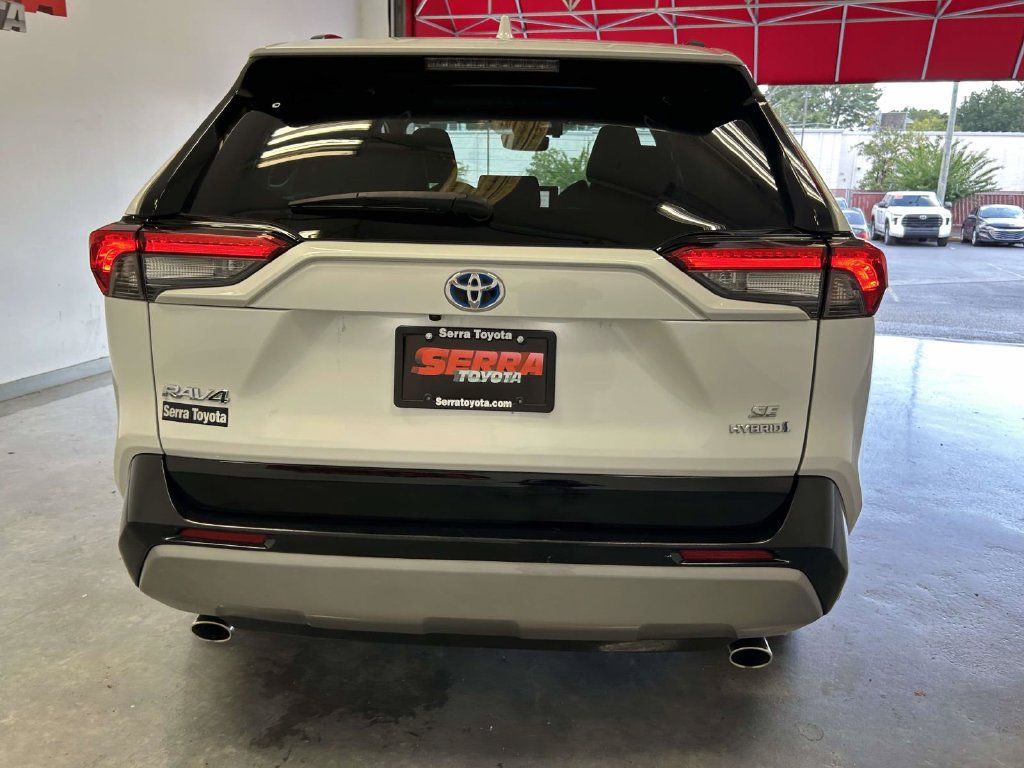 Certified 2024 Toyota RAV4 SE w/ Convenience Package AWD/4WD image 4