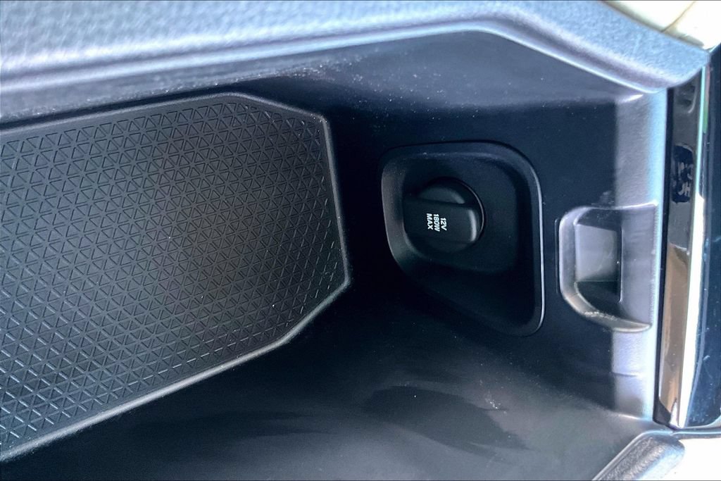 Used 2023 Honda Accord Touring image 16