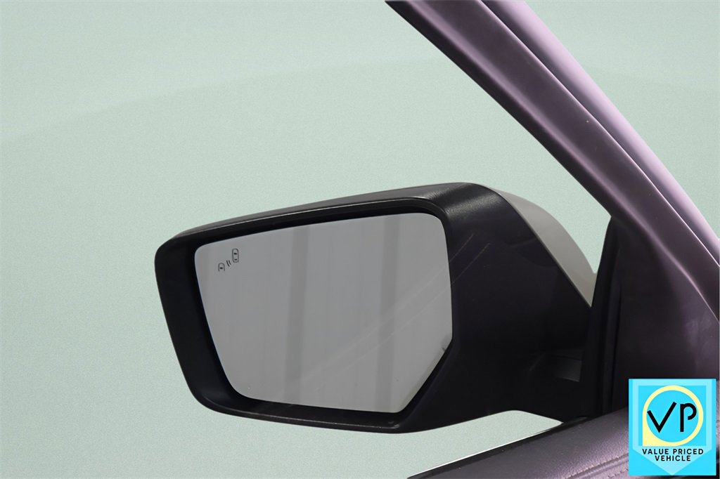 Used 2014 Chevrolet Impala LT w/ Convenience Package image 21