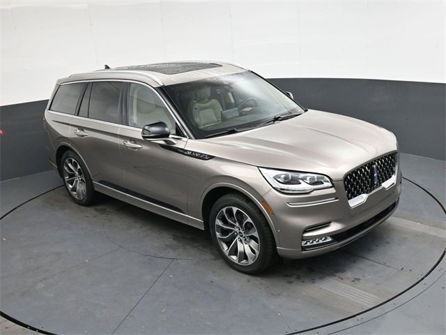 Used 2021 Lincoln Aviator Grand Touring w/ Equipment Group 301A image 16