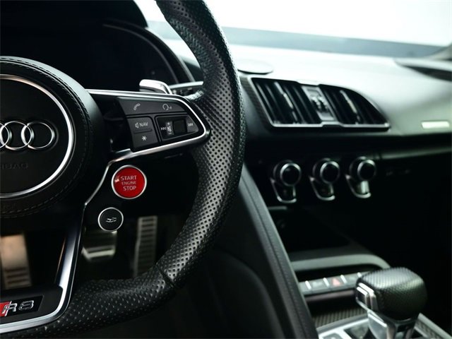 Used 2017 Audi R8 V10 plus image 16