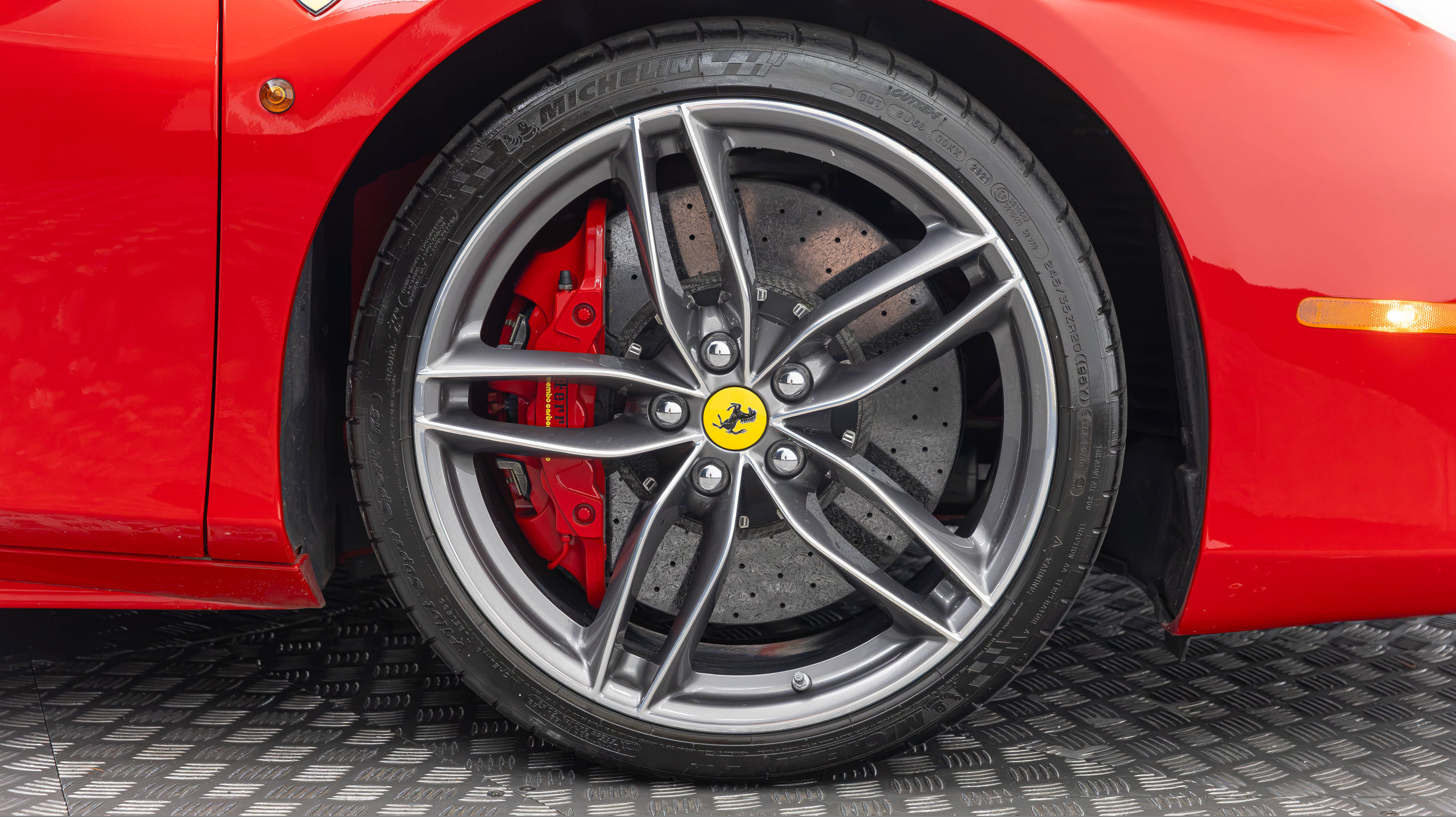 Certified 2019 Ferrari 488 Spider RWD image 52